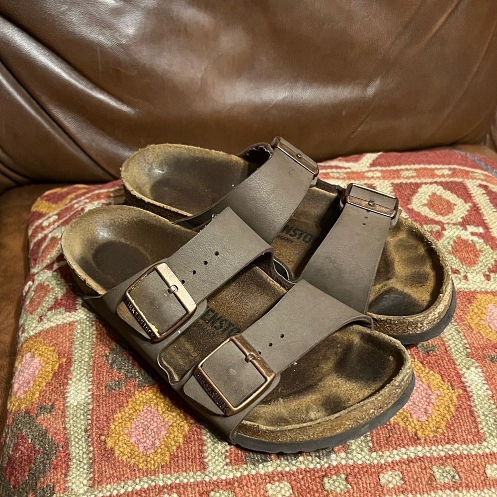 SOLD!! Sz 38 (7.5) ladies Birkenstock Arizona Sandals Mocha - Picture 4 of 13